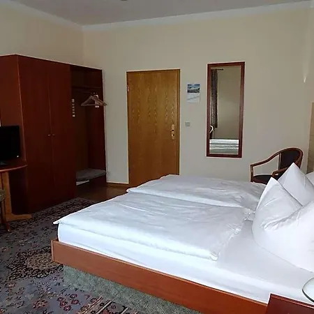 Hotel & Zum Loewen